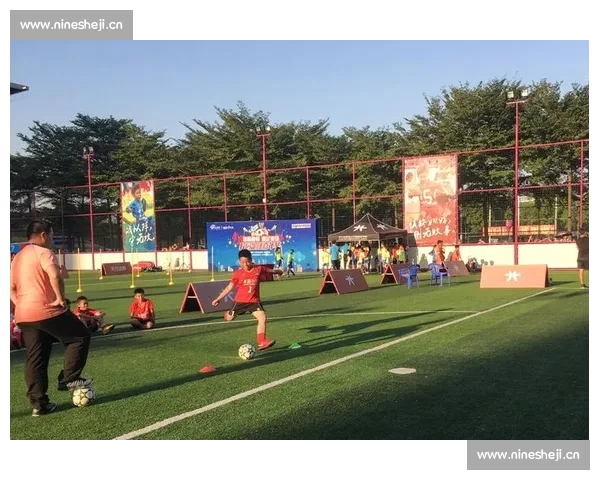 高清足球赛事直播APP下载指南畅享全球赛场精彩即时比分数据分析权威解说 - 副本 (11) 高清足球赛事直播APP下载指南畅享全球赛场精彩即时比分数据分析权威解说 - 副本 (11)