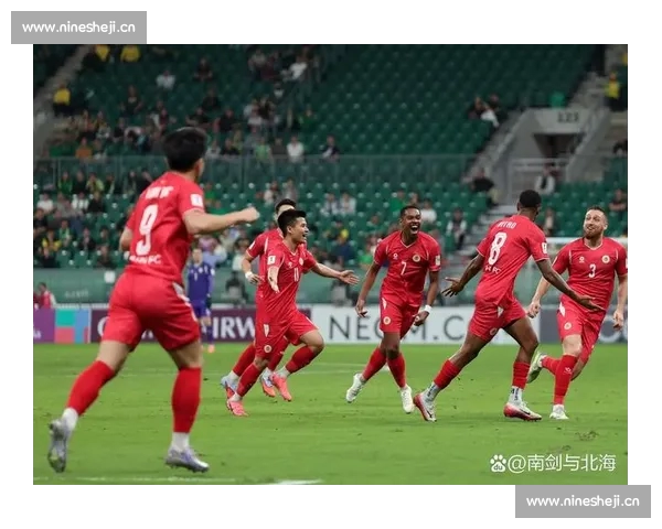 绝杀逆转定乾坤某队加时险胜登顶联赛榜首全场数据与关键瞬间回顾 绝杀逆转定乾坤某队加时险胜登顶联赛榜首全场数据与关键瞬间回顾